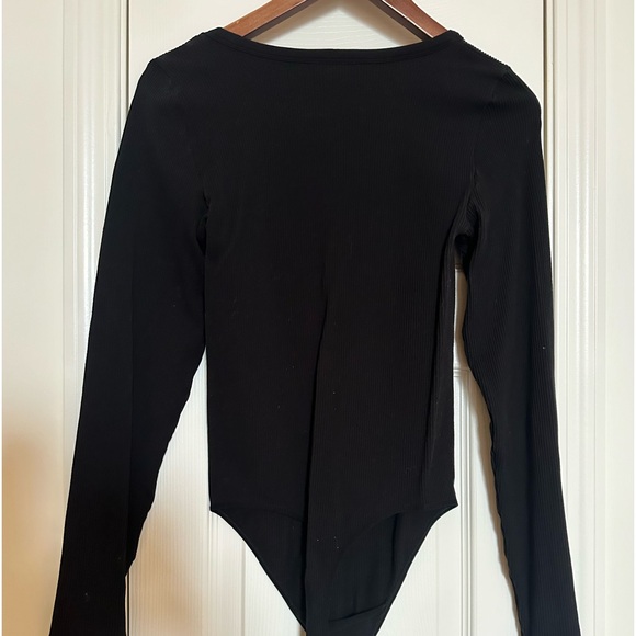 Rib Seamless Scoop Longsleeve Bodysuit - Black - Picture 6 of 7